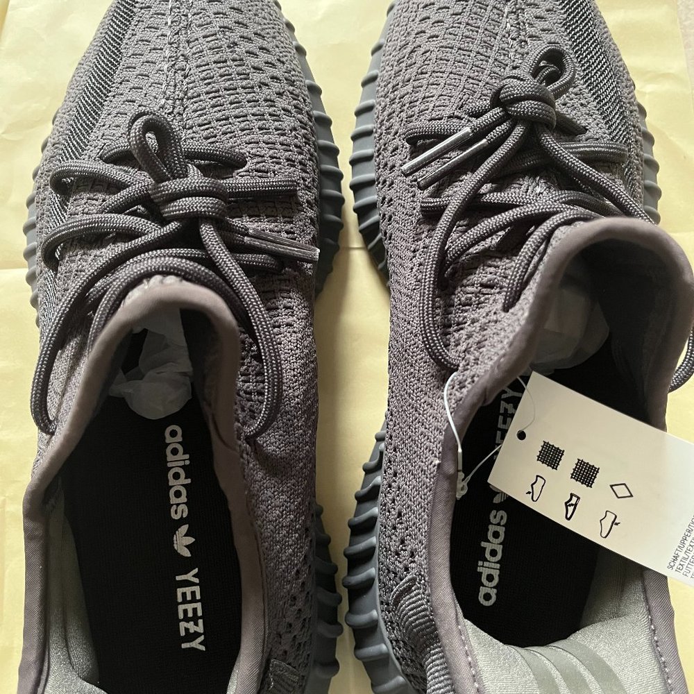 Size 10 Yezzy 350 Boost Gray Black